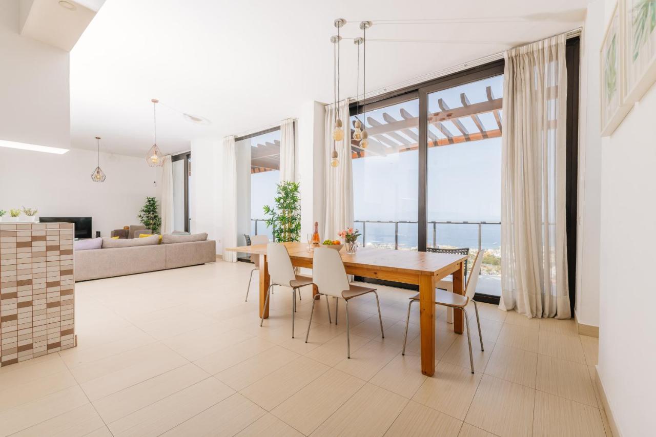 Sunset White Villa - Ocean View, Jakuzzi, Heated Pool, Air-Conditioning, Grill Playa de las Americas  Zewnętrze zdjęcie