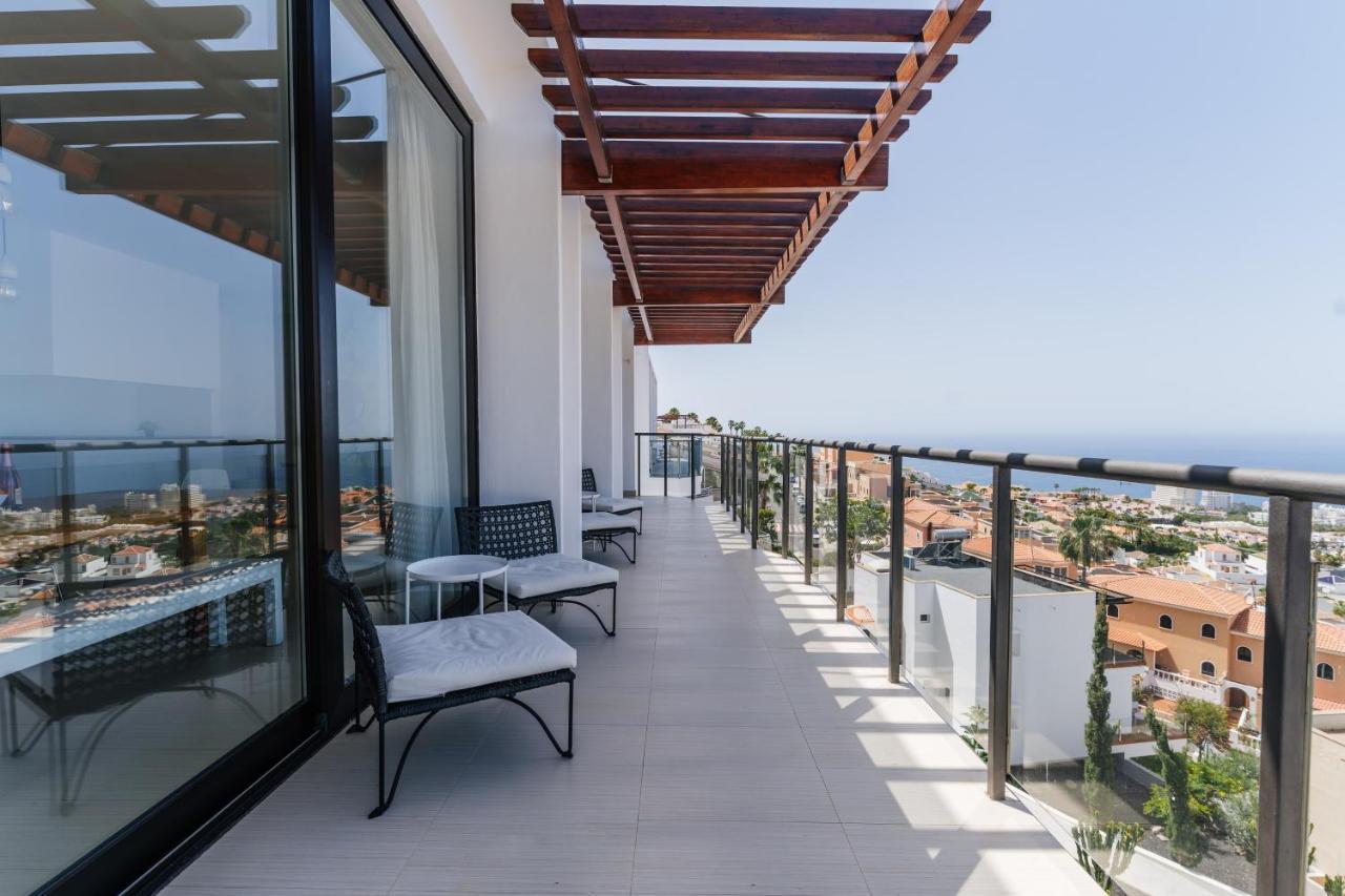 Sunset White Villa - Ocean View, Jakuzzi, Heated Pool, Air-Conditioning, Grill Playa de las Americas  Zewnętrze zdjęcie