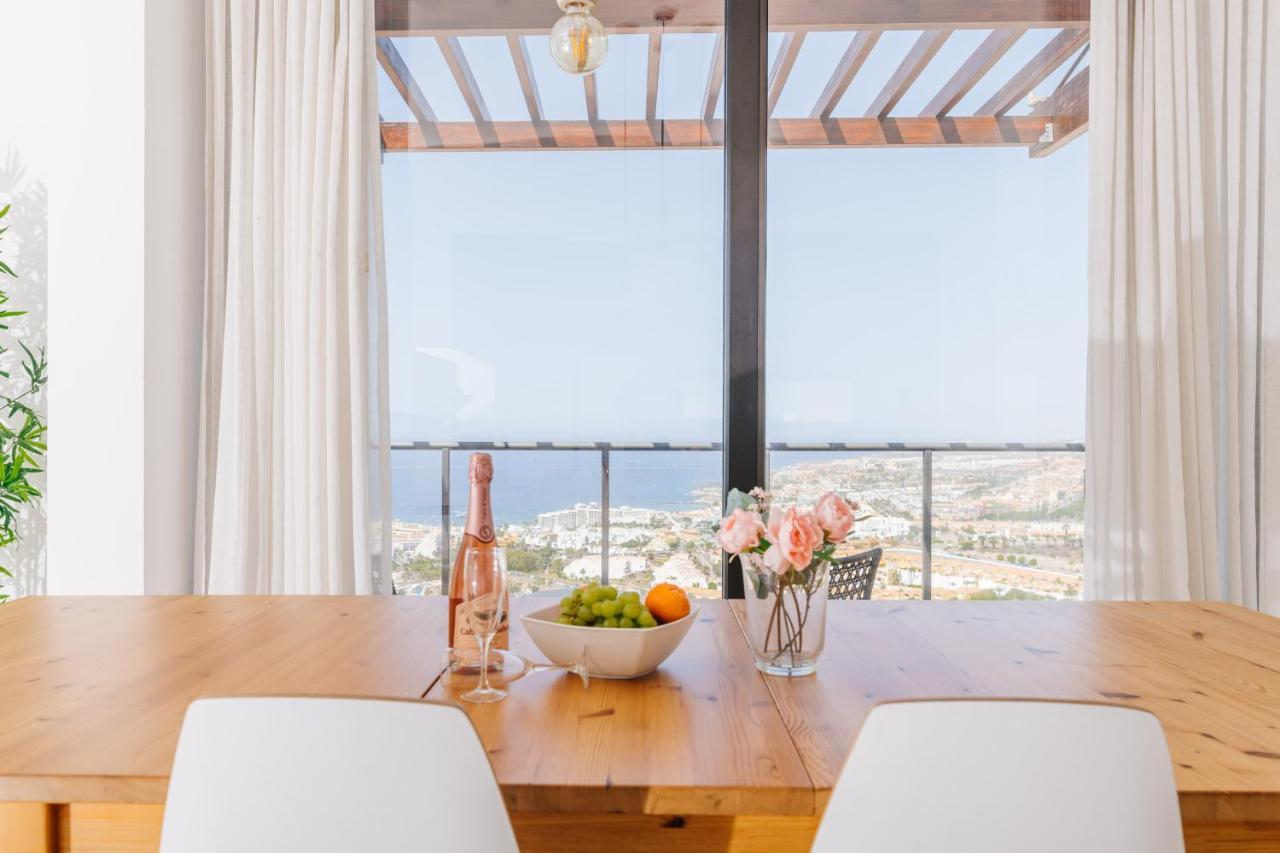 Sunset White Villa - Ocean View, Jakuzzi, Heated Pool, Air-Conditioning, Grill Playa de las Americas  Zewnętrze zdjęcie