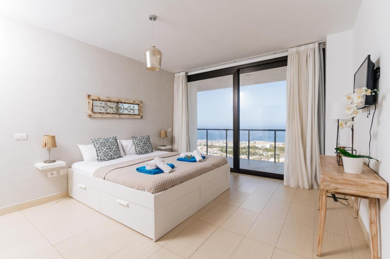Sunset White Villa - Ocean View, Jakuzzi, Heated Pool, Air-Conditioning, Grill Playa de las Americas  Zewnętrze zdjęcie