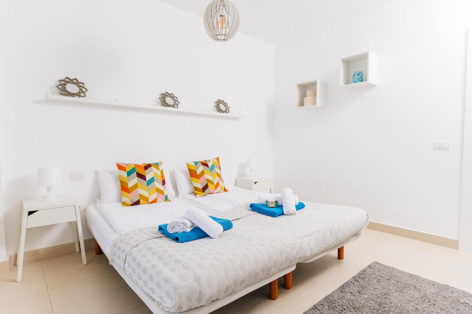 Sunset White Villa - Ocean View, Jakuzzi, Heated Pool, Air-Conditioning, Grill Playa de las Americas  Zewnętrze zdjęcie